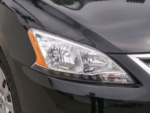 Used 2014 Nissan Sentra SV FWD image 4