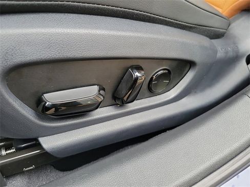 New 2025 Lexus ES 350 w/ Premium Package image 17