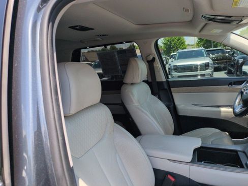 Used 2020 Hyundai Palisade SEL w/ Premium Package FWD image 32