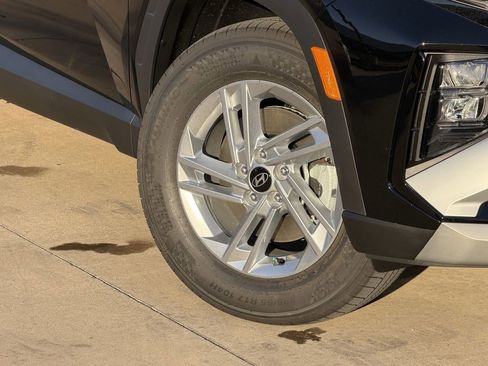 New 2026 Hyundai Tucson SE image 9