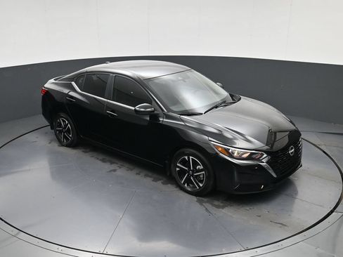 Used 2025 Nissan Sentra SV w/ All-Weather Package FWD image 27