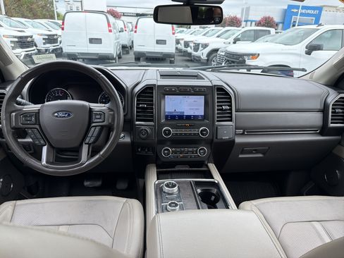 Used 2021 Ford Expedition Max Limited AWD/4WD image 30
