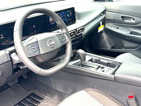 New 2026 Nissan Sentra SV w/ SV Convenience Package image 9