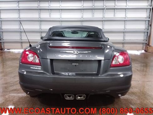 Used 2005 Chrysler Crossfire Limited image 8