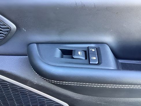 Used 2023 Jeep Grand Cherokee 4WD 4xe image 18
