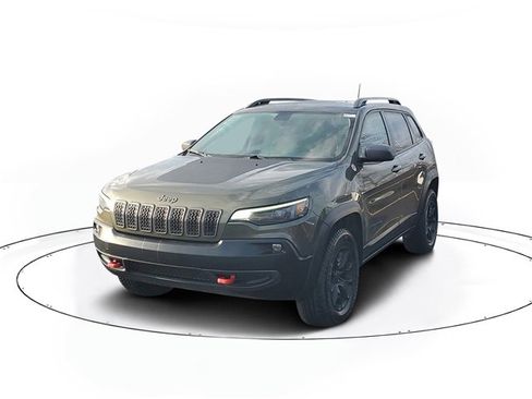 Used 2021 Jeep Cherokee Trailhawk w/ Comfort & Convenience Group image 2