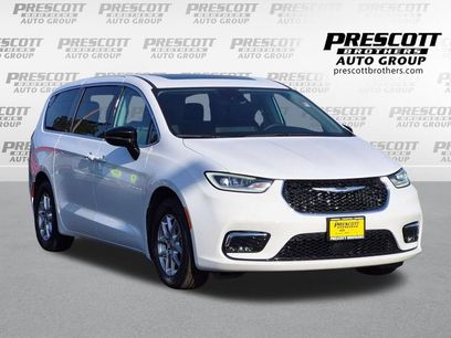 Used 2024 Chrysler Pacifica Touring-L