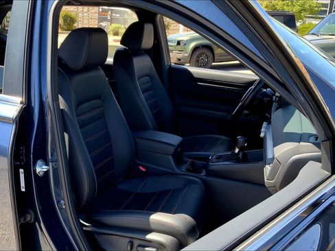 Used 2025 Honda CR-V Sport-L image 8