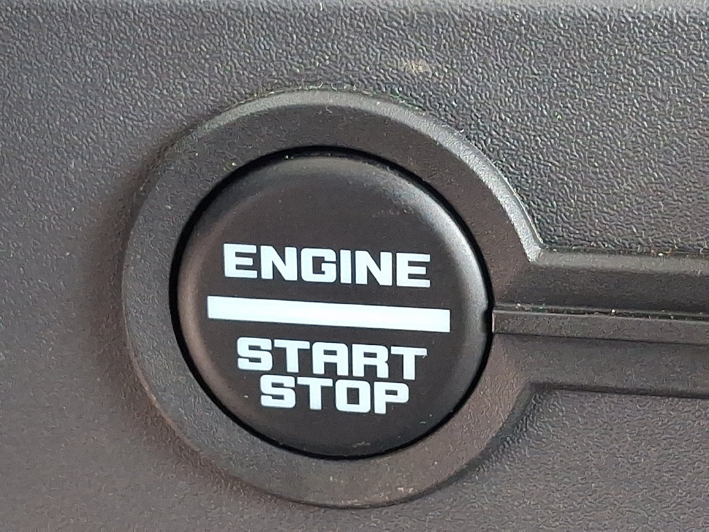 Used 2025 Ford Bronco Outer Banks AWD/4WD image 24