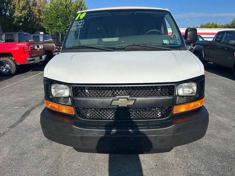 Used 2014 Chevrolet Express 2500 RWD image 8