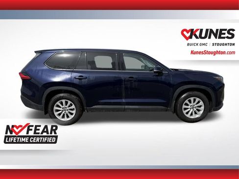 Used 2024 Toyota Grand Highlander AWD image 13