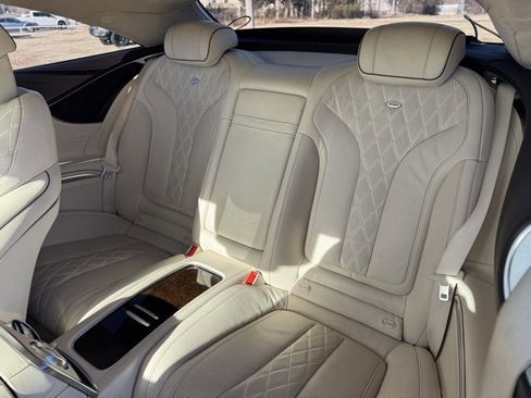 Used 2015 Mercedes-Benz S 550 4MATIC Coupe w/ Sport Package image 10