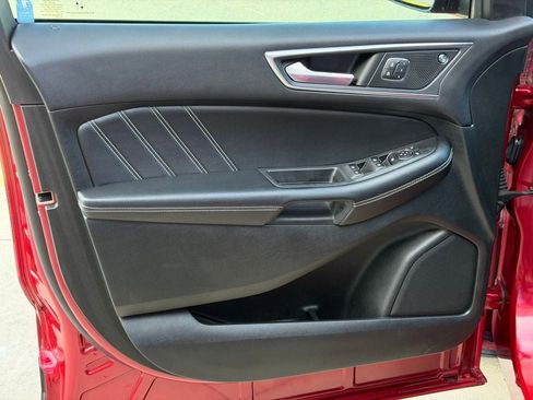 Certified 2022 Ford Edge ST image 32