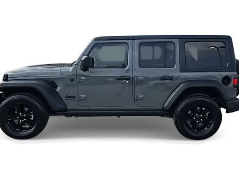 Used 2021 Jeep Wrangler Unlimited Sport AWD/4WD image 5