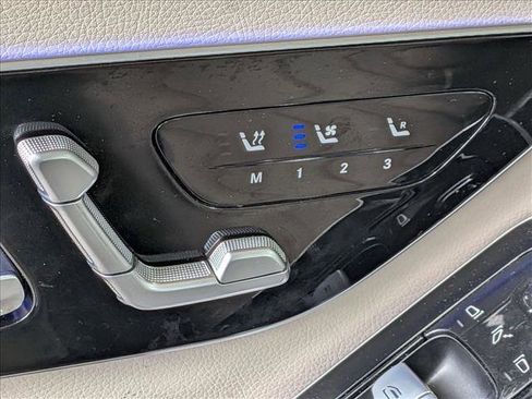 Used 2023 Mercedes-Benz S 500 4MATIC image 17