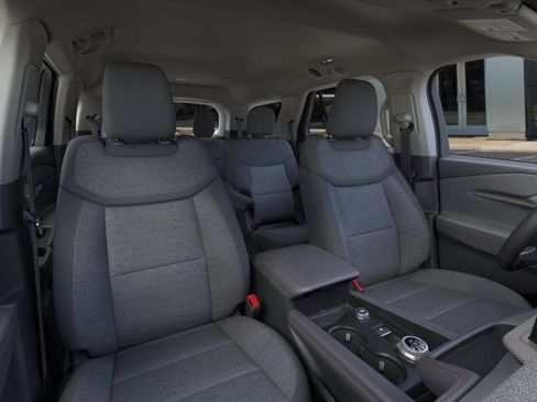 New 2026 Ford Explorer Active AWD/4WD image 10