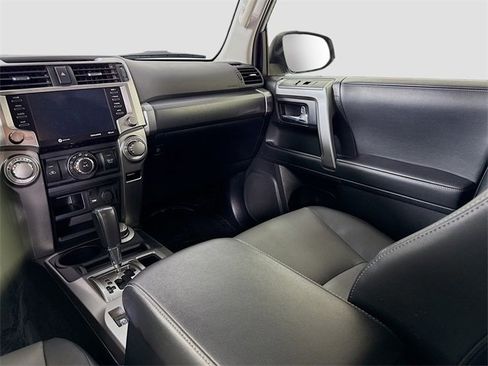 Certified 2024 Toyota 4Runner SR5 Premium image 23