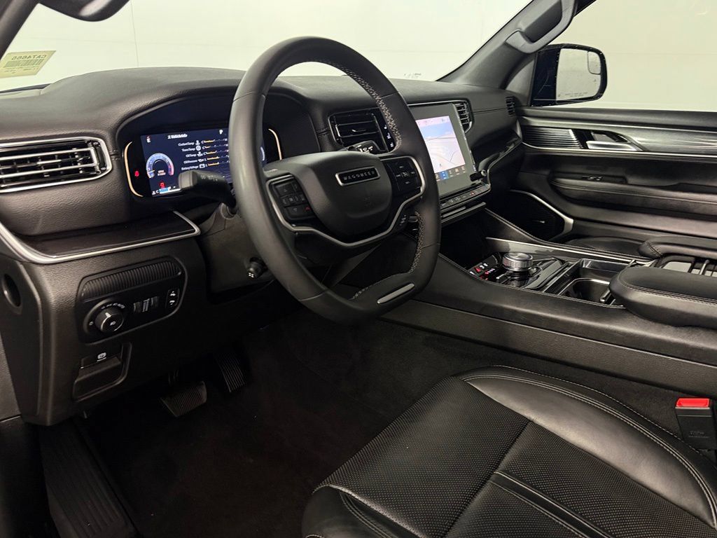 Certified 2023 Jeep Wagoneer 4WD image 13