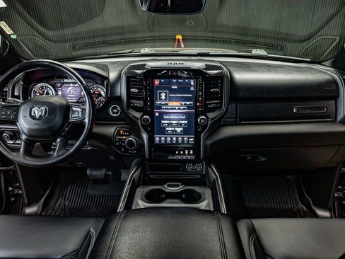 Used 2020 RAM 1500 Big Horn w/ Built-to-serve Edition image 19