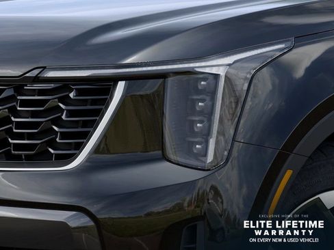 New 2026 Kia Sorento S FWD image 11