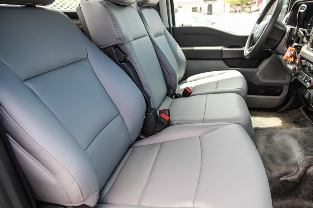 New 2024 Ford F550 Luxury RWD image 16