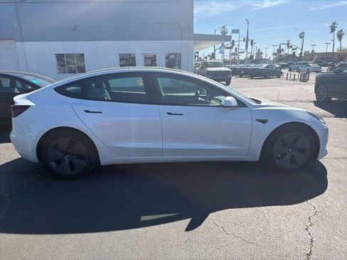 Used 2023 Tesla Model 3 Standard Range image 4