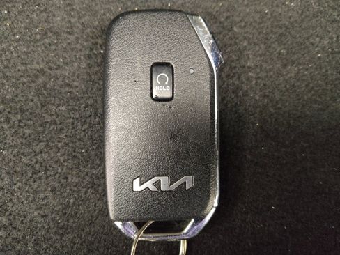 Used 2022 Kia Sorento S AWD/4WD image 32