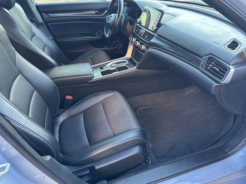 Used 2022 Honda Accord Sport image 26