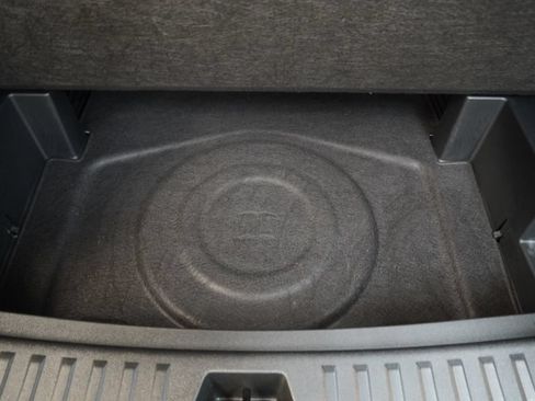 Used 2025 Chevrolet Equinox LT w/ Safety and Technology Package AWD/4WD image 10