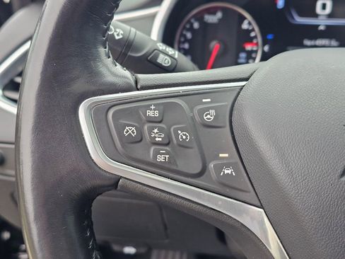 Used 2022 Chevrolet Malibu Premier FWD image 27