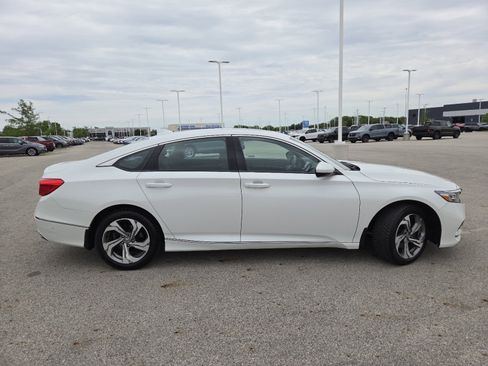 Used 2019 Honda Accord EX image 17