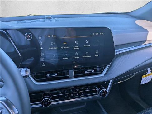 New 2026 Chevrolet Equinox LT AWD/4WD image 12