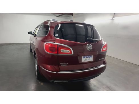Used 2017 Buick Enclave Leather FWD image 7