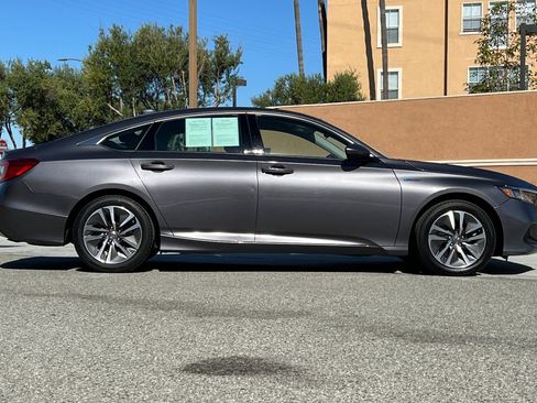 Used 2022 Honda Accord Hybrid image 3