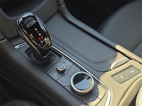 Certified 2024 Cadillac XT6 Luxury image 16