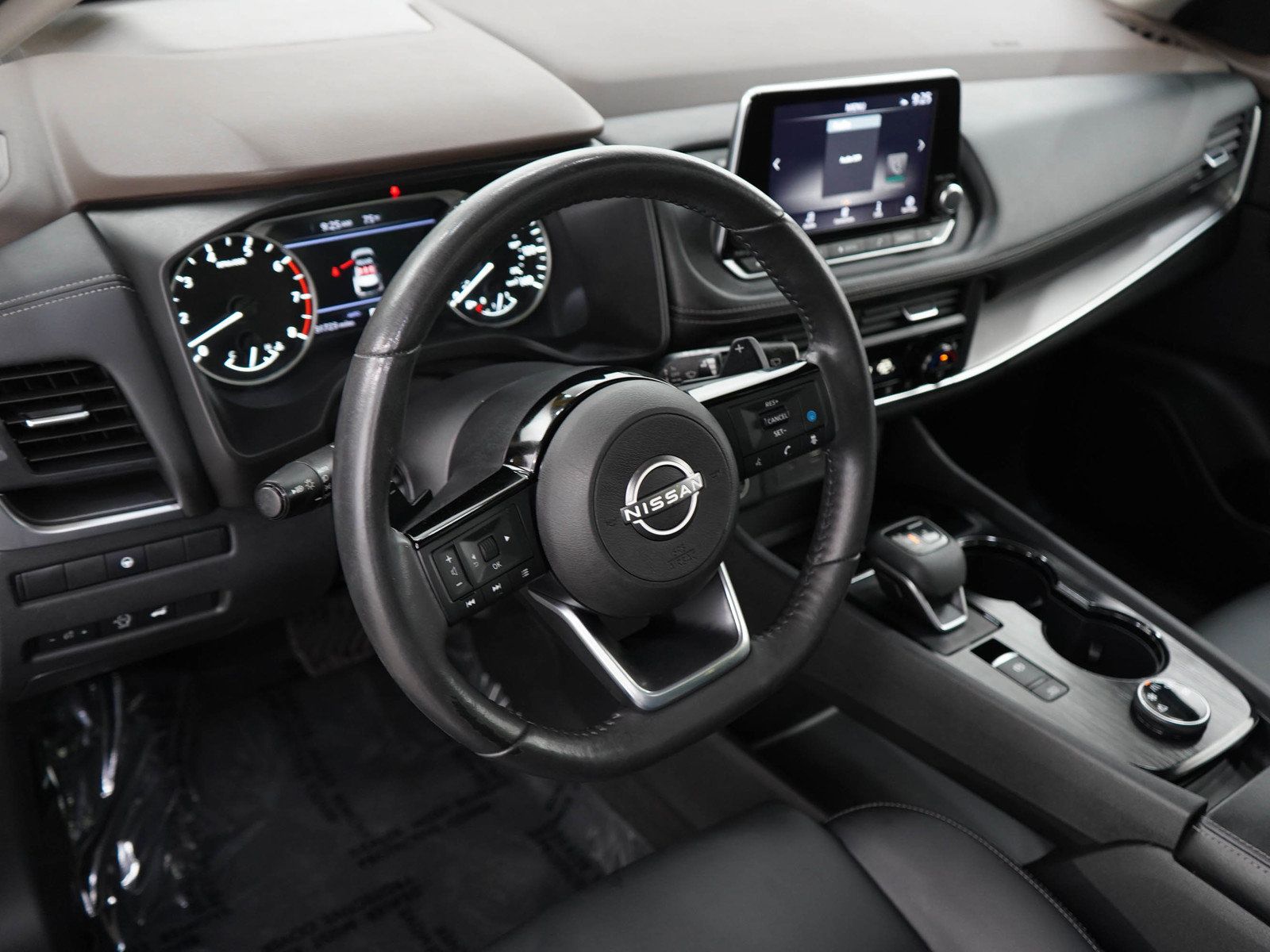 Used 2023 Nissan Rogue SV w/ SV Premium B Package AWD/4WD image 22