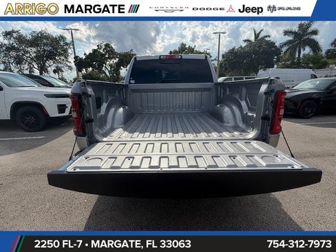 Used 2025 RAM 1500 Big Horn AWD/4WD image 14