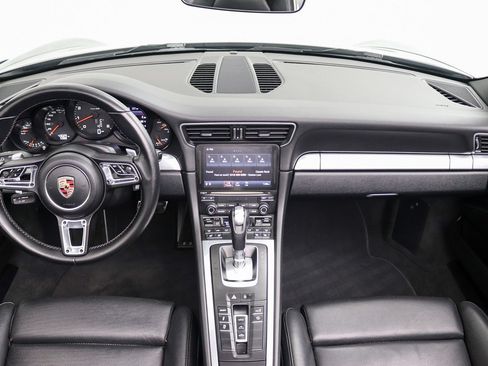 Used 2017 Porsche 911 Carrera image 23