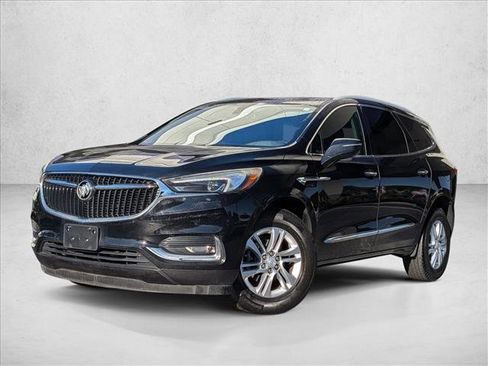 Used 2019 Buick Enclave Essence FWD image 2