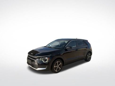 Used 2023 Kia Niro LX FWD image 7
