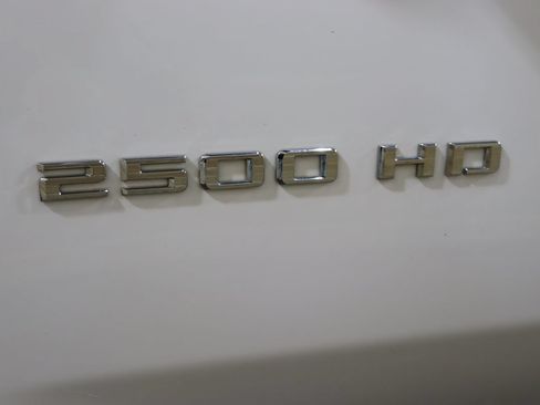 Used 2025 Chevrolet Silverado 2500 LTZ w/ LTZ Convenience Package AWD/4WD image 23
