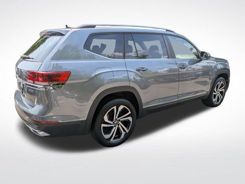 Used 2022 Volkswagen Atlas SEL AWD/4WD image 3