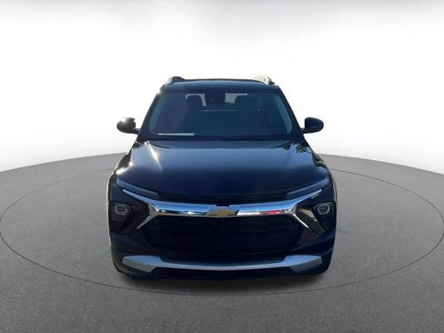 Used 2025 Chevrolet TrailBlazer LT image 4