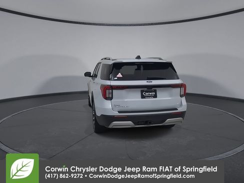 Used 2025 Ford Explorer Platinum w/ LUX Leather Package AWD/4WD image 12
