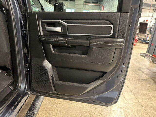 Used 2025 RAM 2500 Big Horn AWD/4WD image 14