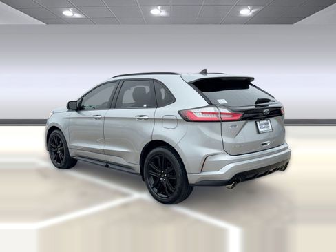 Certified 2020 Ford Edge ST-Line image 3