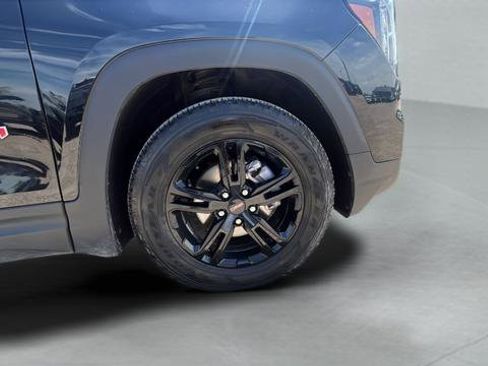 Used 2024 GMC Terrain AT4 w/ GMC Pro Grade Package AWD/4WD image 30