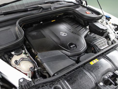 Used 2024 Mercedes-Benz GLE 450 4MATIC image 42