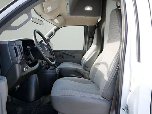 Used 2023 Chevrolet Express 3500 w/ Power Convenience Package image 10