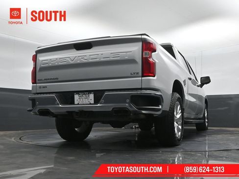 Used 2019 Chevrolet Silverado 1500 LTZ AWD/4WD image 37